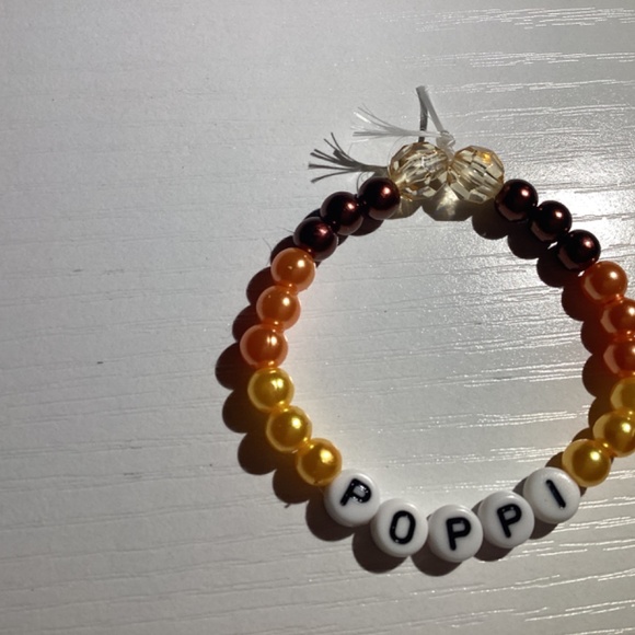 Flower bracelets - Picture 4 of 8